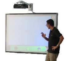 Foto con il prof. Pizzo che illustra i software educativi disponibili presso il CTRH